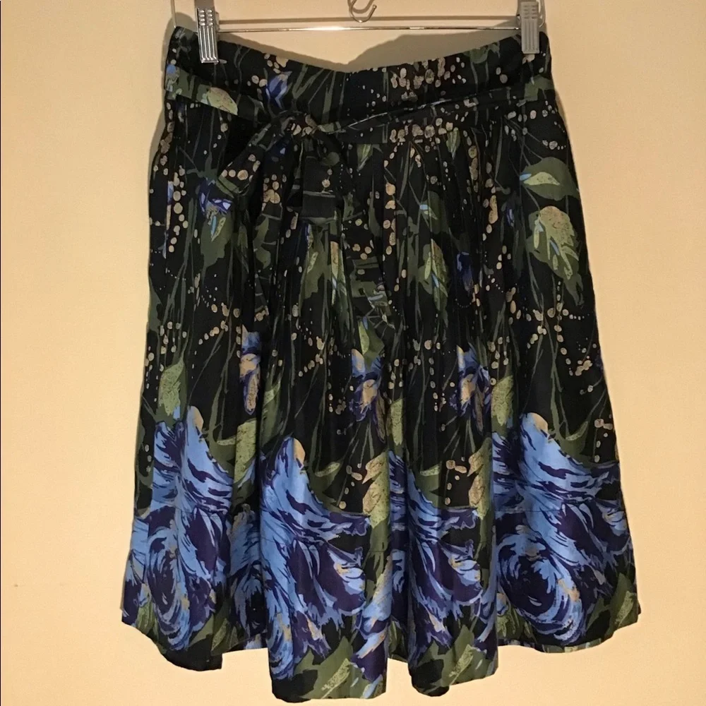 NEVER WORN FULL SKIRT WIDE WAIST PLEATS POCKETS FABRIC TIE BELT ELEGANT FABRIC 2